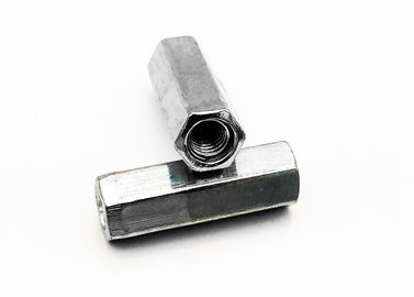 DIN931 fil galvanisé blanc M10 de long acier au carbone d'écrou de tête de sortilège de la catégorie standard 8,8 entièrement