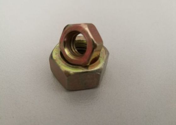 Les écrous de tête de sortilège d'acier au carbone ont galvanisé l'immersion chaude avec la couleur jaune M3-M24 de zinc